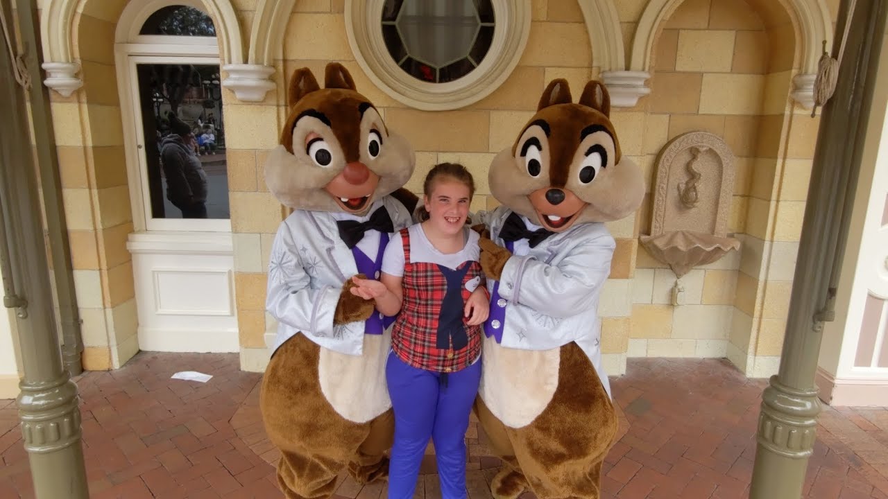 Chip And Dale Character Dining Disneyland Chip And Dale Character Dining Disneyland