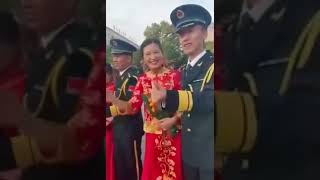 По-коммунистически! Коллективная свадьба китайских военных