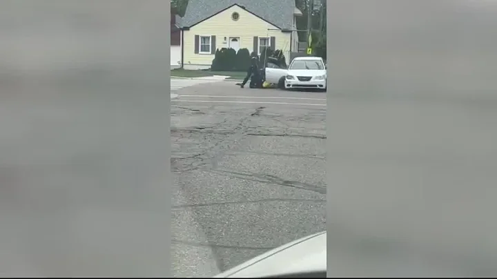 Man says Warren police used excessive force on him in traffic stop video