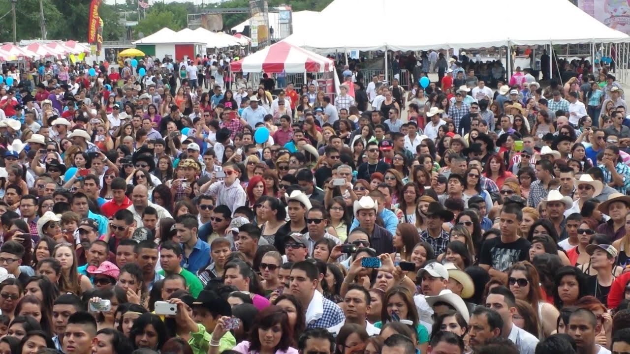 3triball Monterey en plaza garibaldi chicago 2013 YouTube