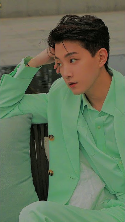 fan shiqi😍💕😍😍🥰😘kris fan😘🥰😍🥰💕chinese actor 💕🥰😍🥰😘so handsome 😘🥰😍🥰💕🥰💕❤✨