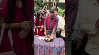 Bobby Deol Celebrates His 30 Years Bollywood Journey With Paps &amp; Fans! #bobbydeol #barsaat #animal
