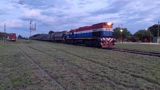 Pasada del Tren Cargado de N.C.A por "Estación Forres" (Provincia de Santiago del Estero).