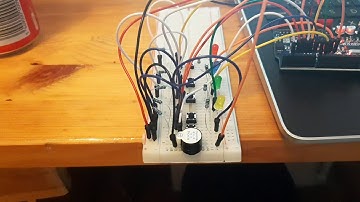 Arduino+breadboard Simon says