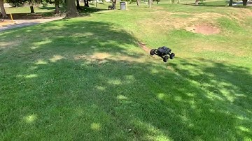 Arrma outcast 8s exb bash and jump 🤘