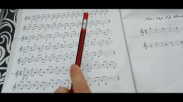 Tự học đàn tranh: BÀI TẬP QUÃNG 8 trang8, tập 1.