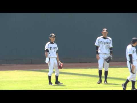 2013.9.11　鳴尾浜　大和リハビリ　外野ノック