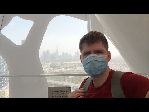 Video: Musíte se v Dubaji oblékat skromně?