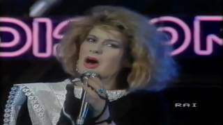 Valerie Dore - Get Closer (Original 1984)