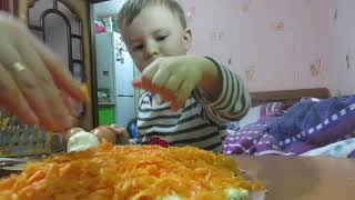 РЕЦЕПТ САЛАТА МИМОЗА. ГОТОВИМ вместе с сыном САЛАТ!)) РЕЦЕПТ САЛАТА МИМОЗА. ГОТОВИМ вместе с сыном САЛАТ!))