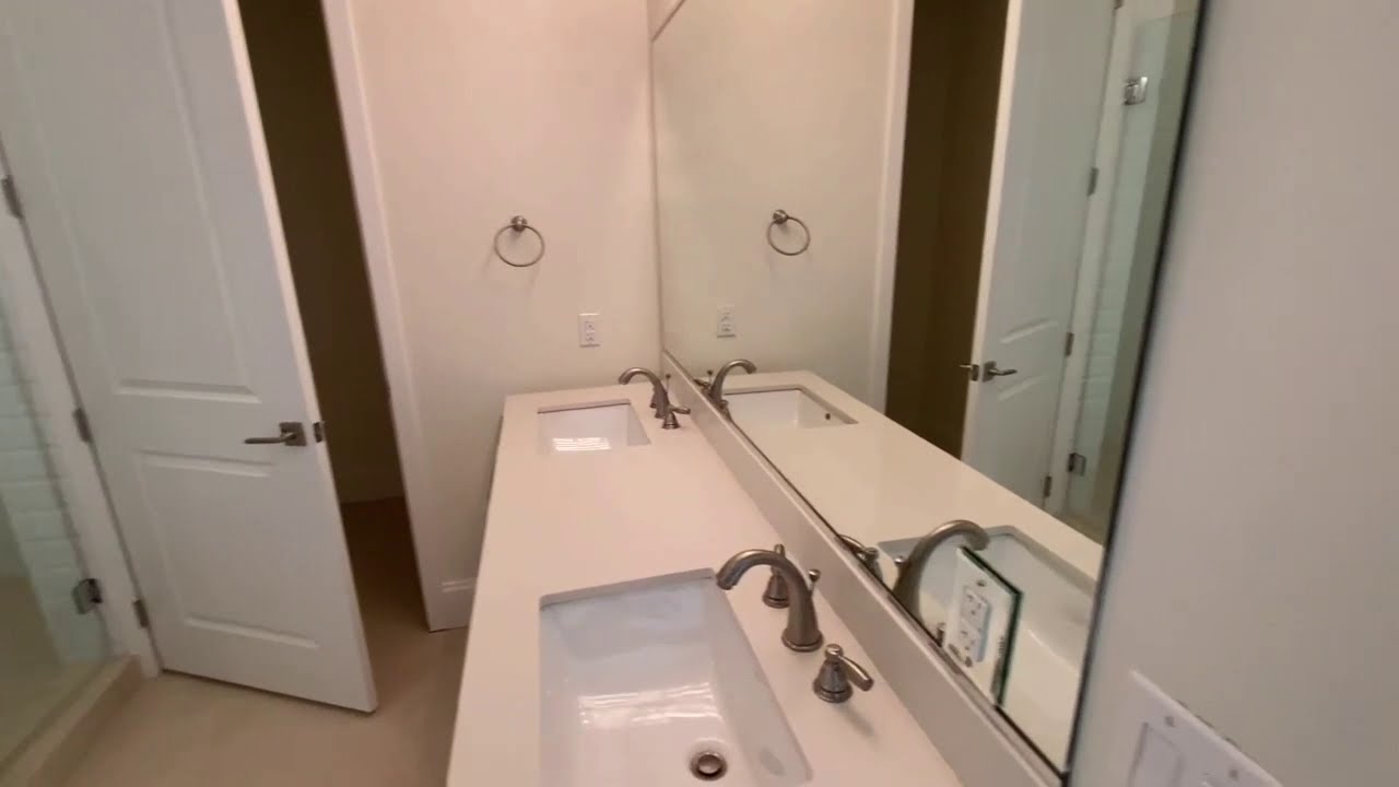 33P0 Three Bedroom Penthouse I Buckhead Atlanta Apartments | The Residence