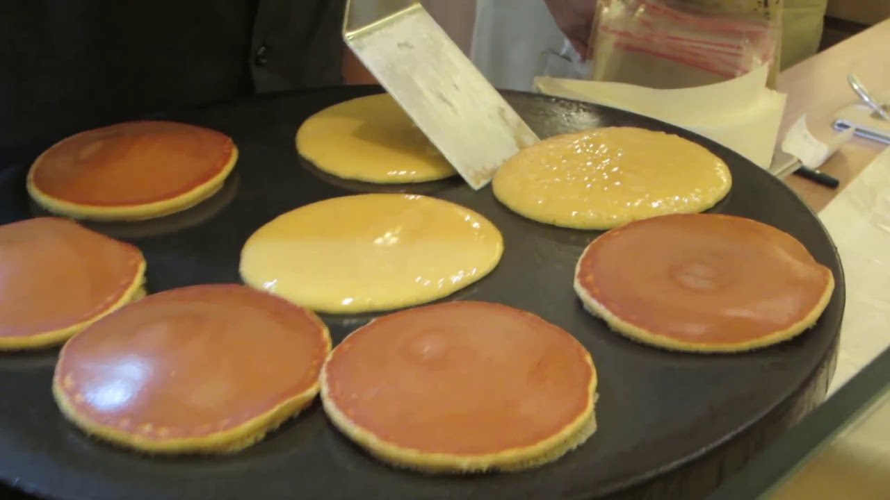 How to make DORAYAKI Japanese Pancake 
