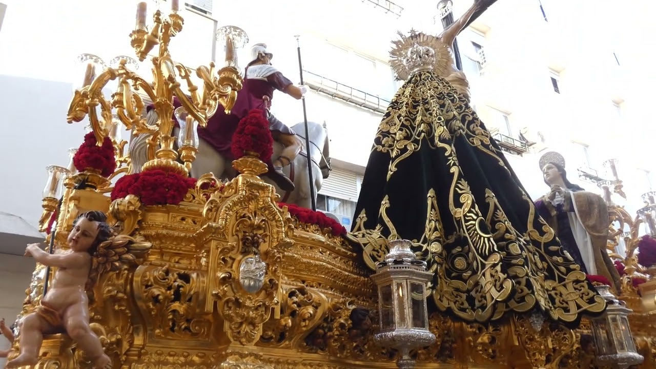 SEMANA SANTA JEREZ 2025. Jueves Santo. Lanzada en Sedería con la banda Esencia tocando 'Evocación'