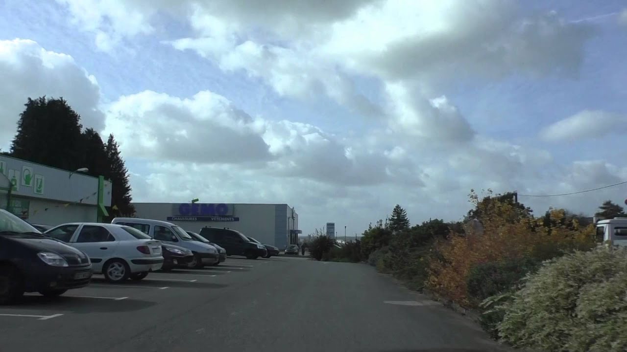 Driving Around 29270 Carhaix Plouguer, Finistère, France 21st October 2014