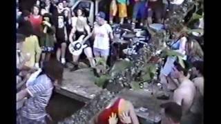 Eddie Vedder Gas Work Park 92 - with audience during 7 years bitch set
