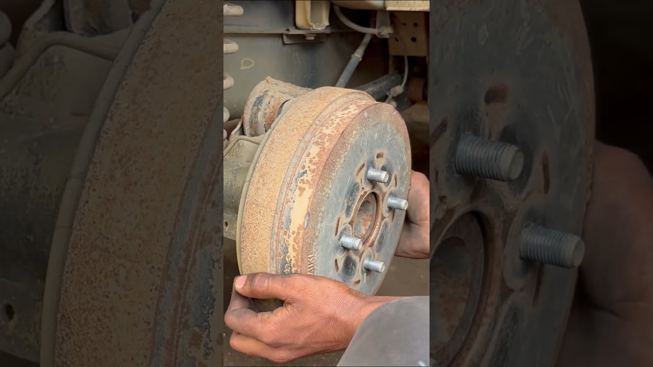 Maruti Eeco Brake Shoe Replacement 🔧 | Fixkar Factory 