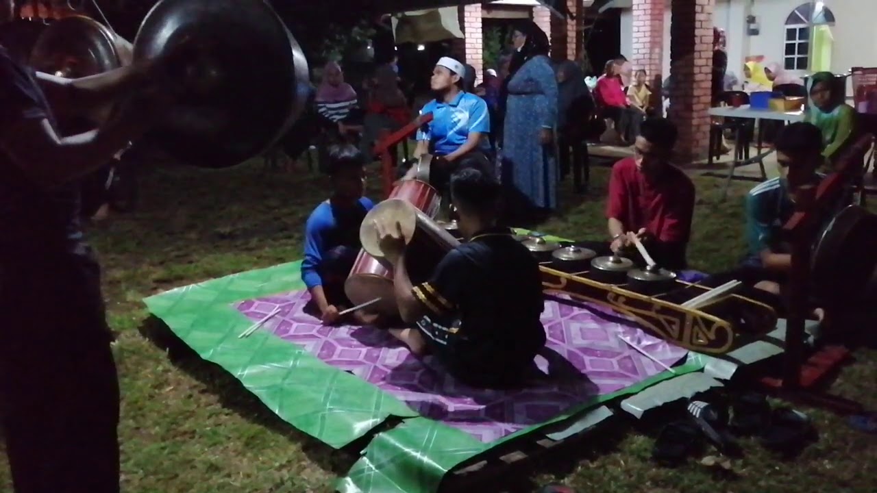 Bertitik di kediaman pakcik taib sedai sempena majlis nazar di kg lentiggi