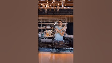 Simple working #flairbartending #skills #worldchampion