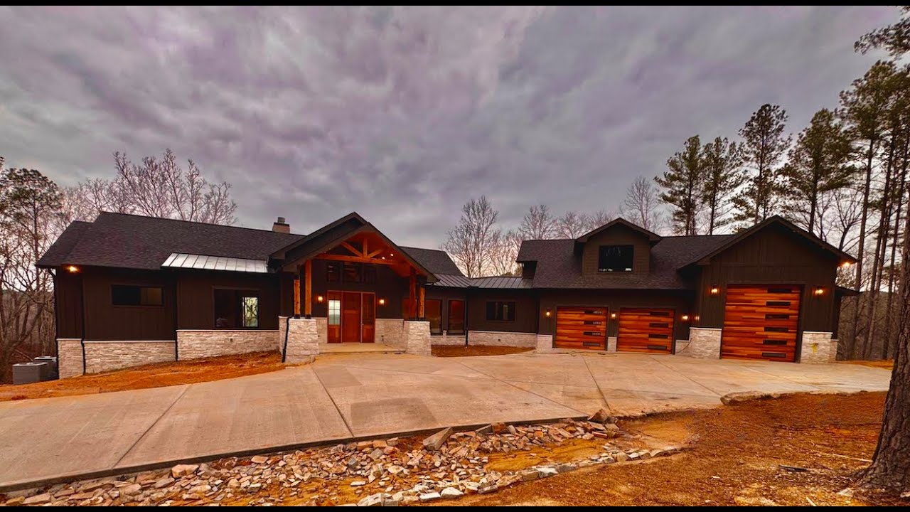 Beautiful homes just keep coming in River Gorge Ranch, TN — Episode 270