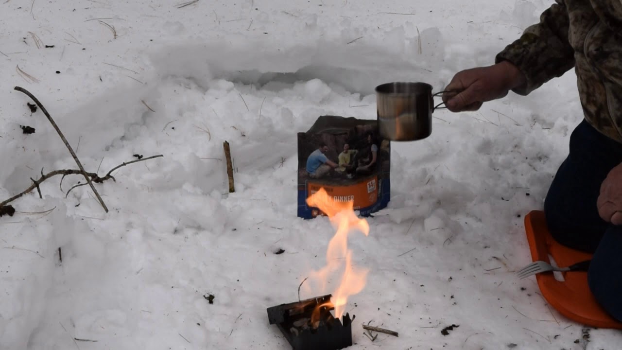 Wal-Marts UST Folding Stove review, Mountain House Homestyle Turkey Dinner Casserole