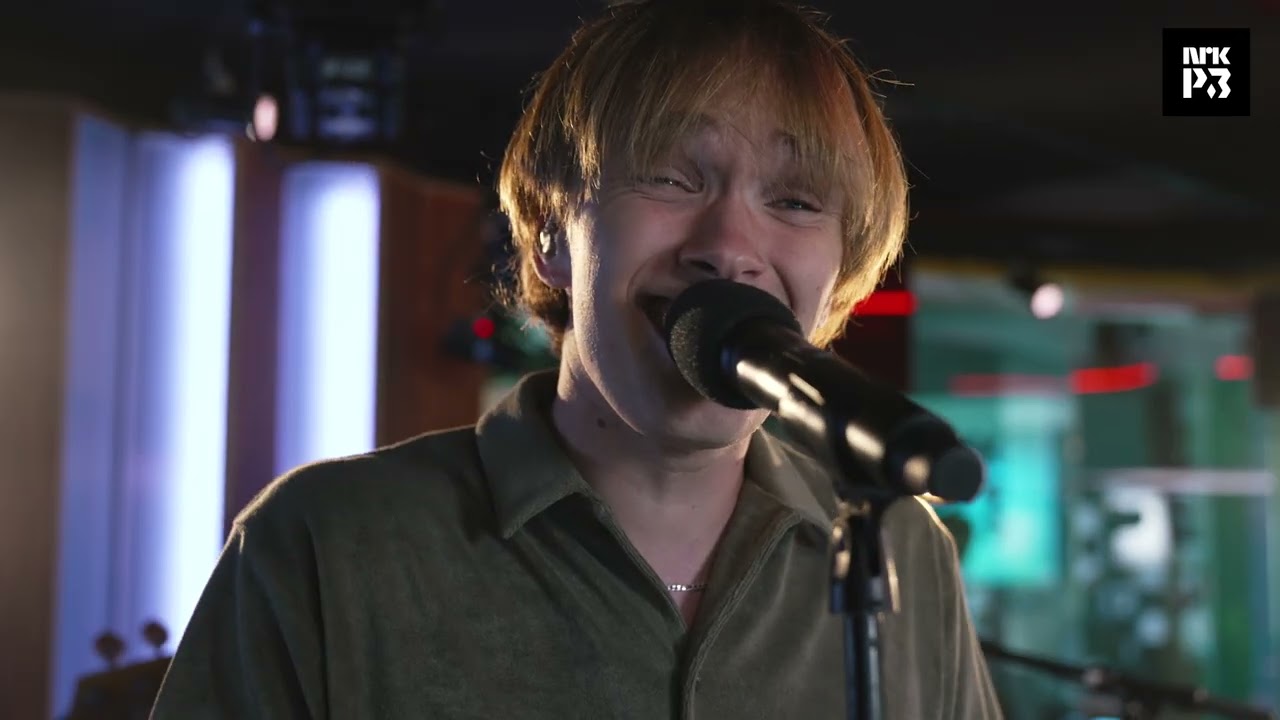 P3LIVE: AUGUST - Nå er det oss cover