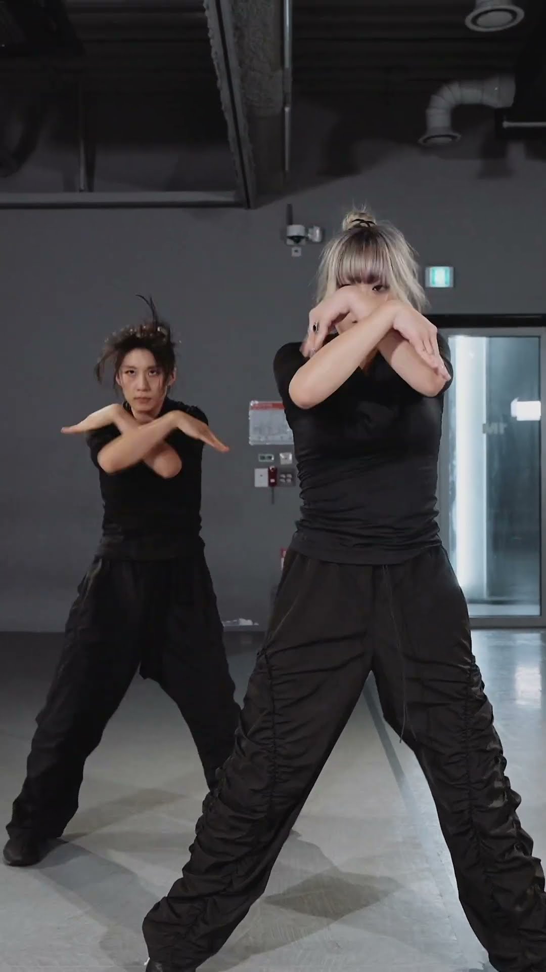 ⚔️⚔️ #hwaga #hyeyeon #choreography