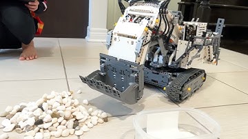 Lego Technic 42100 Liebherr R 9800 review by Wellsley