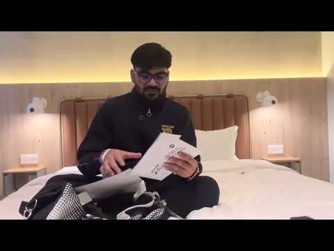 Room Tour (Superfest)