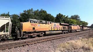 Mixed Freight Train With 5 Engines!