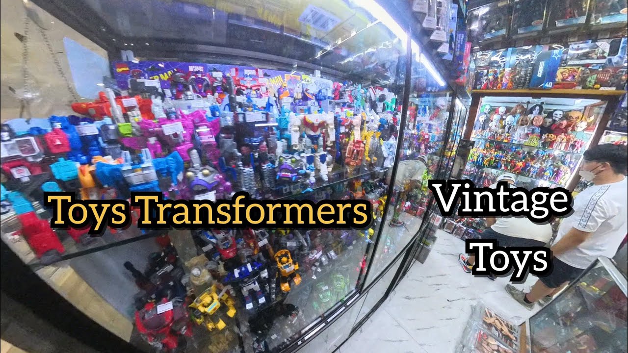 Toys Hunting Vintage on green hills 