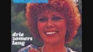 Video thumbnail of "Conny vandenbos 'Drie zomers lang'"