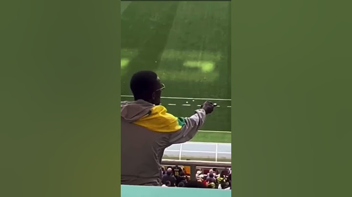 Mohamed Salah misses penalty after Senegal fans shine laser pointers in his eyes - Egypt vs. Senegal