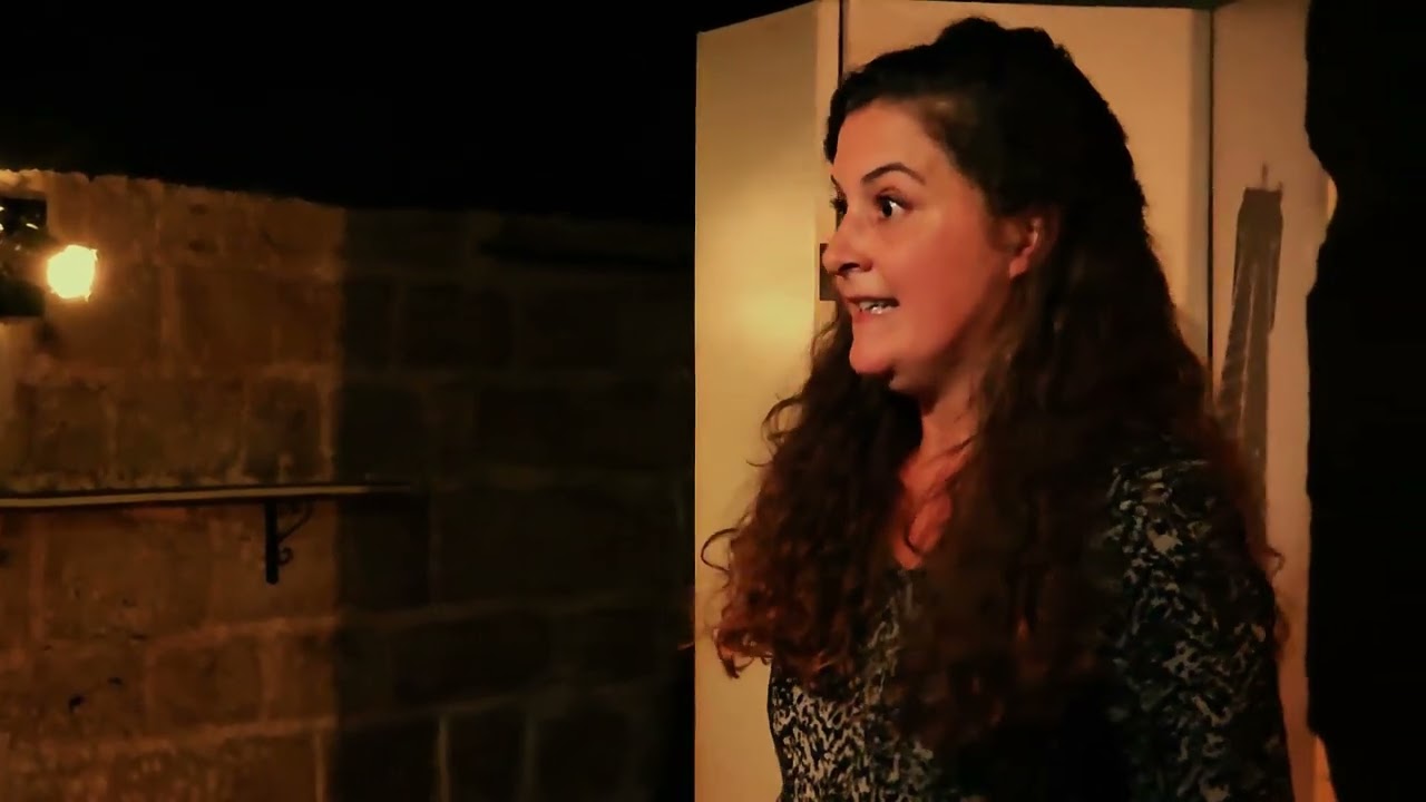 Amélie Abrieu "En crise de la quarantaine"