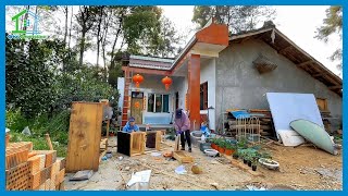 The couple left the city to return to their hometown to renovate the old shabby house