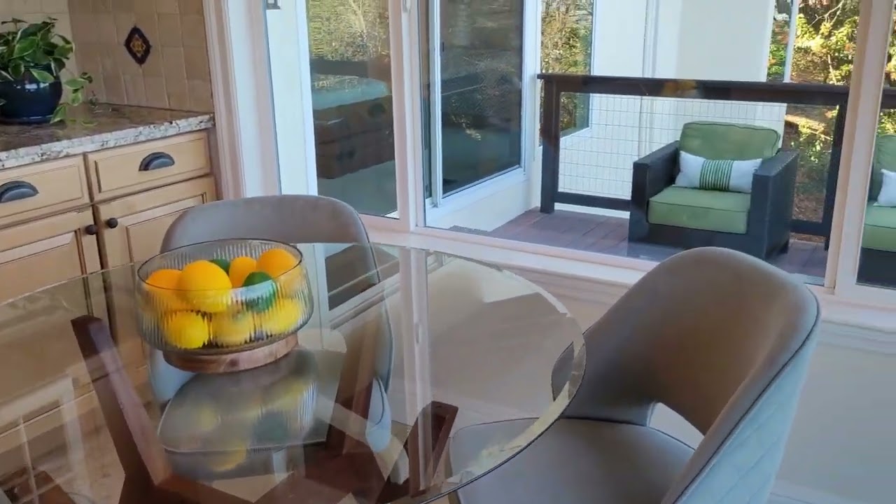 Beautiful Hillside Retreat in Woodside, CA