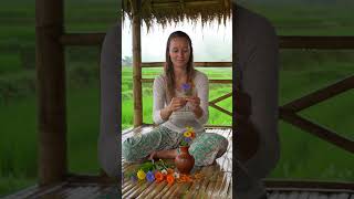 Hujan Turun Cewek Cantik Ini Menata Bunga Syahdu Banget hujan ai relaxing aestheticvibes