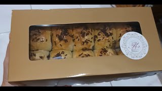 Review Pisang Molen Cokelat Keju Made by Ruru (Harga Rp80.000 isi 10 pieces)