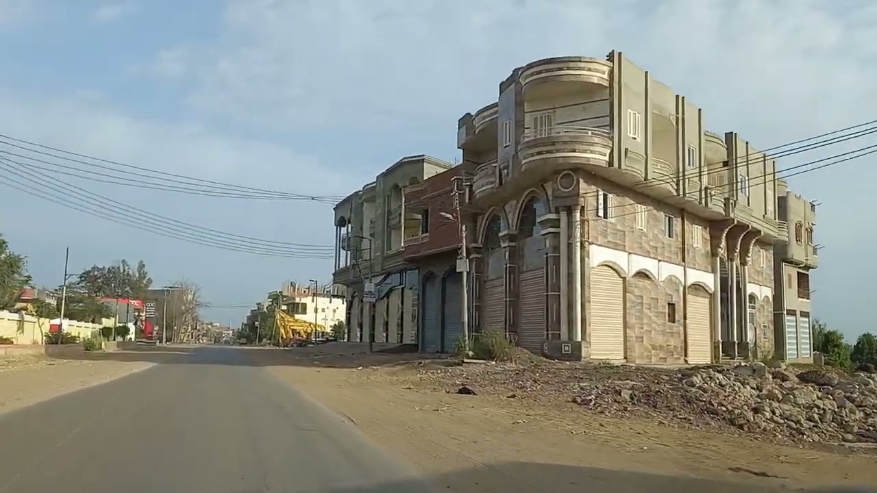 القيادة في مصر طريق يربط بين دكرنس وشربين محافظة الدقهلية