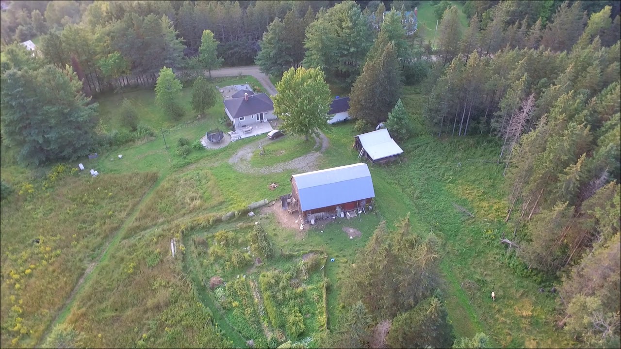 A hobby farm for sale in Estrie! YouTube