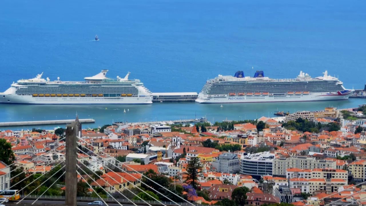 Adelina Caires - Canoa da Grande ilusão 'Imagens Madeira Island Portugal