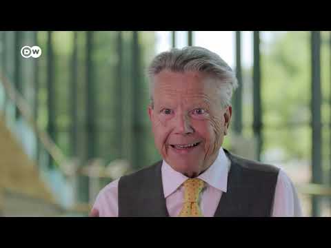 وثائقي | بين الأرشفة التقليدية وأحدث تقنيات الجمع والتخزين والحفظ | وثائقية دي دبليو