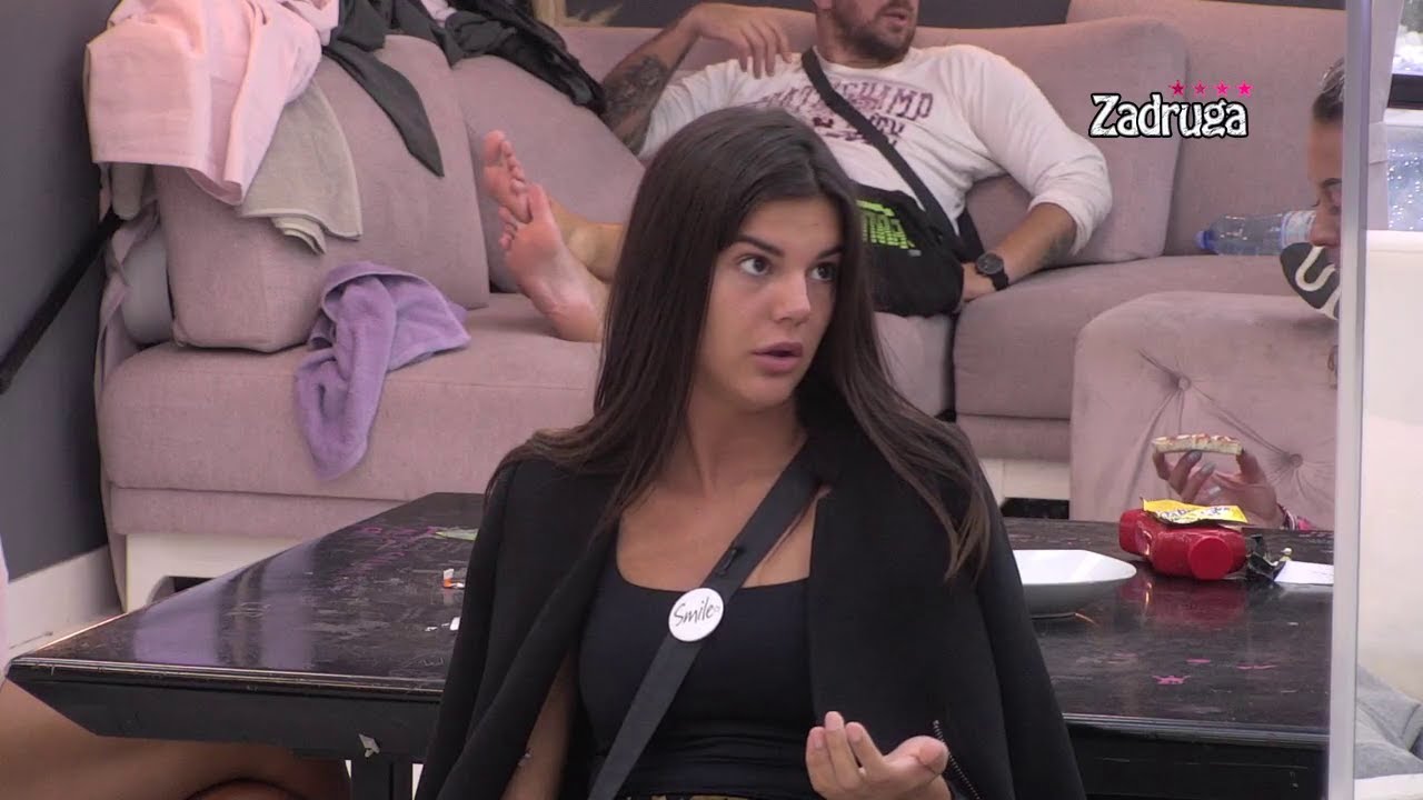 Zadruga 4 - Karić shvatio šta Jovana radi, pa skočio na nju - 25.06.2021.