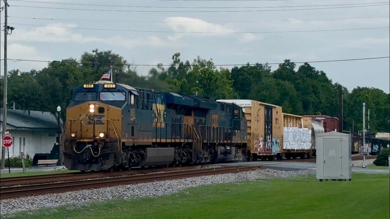 Foamer Blows Impact Horn at CSXT M457-05 at Folkston, GA