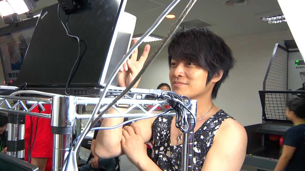 2012 【】Live-hangouts-
