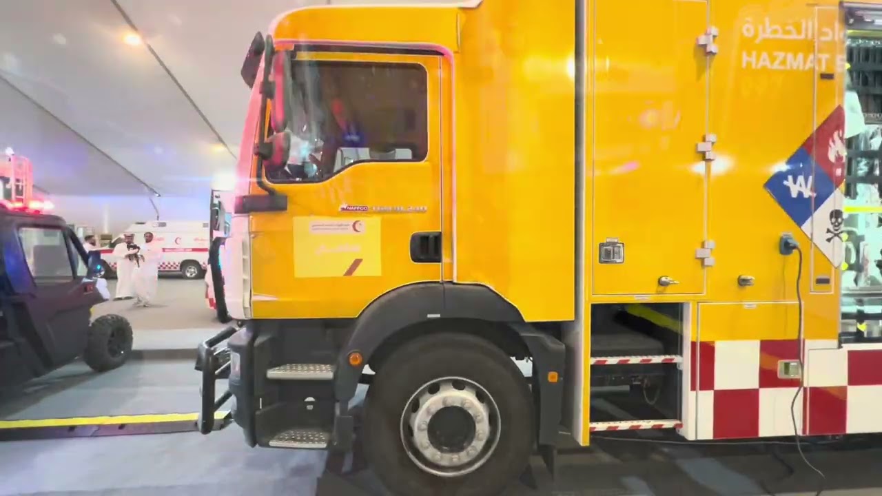 شاهد .. أحدث سيارات وآليات الهلال الأحمر السعودي #المؤتمر_السعودي_للخدمات_الإسعافية