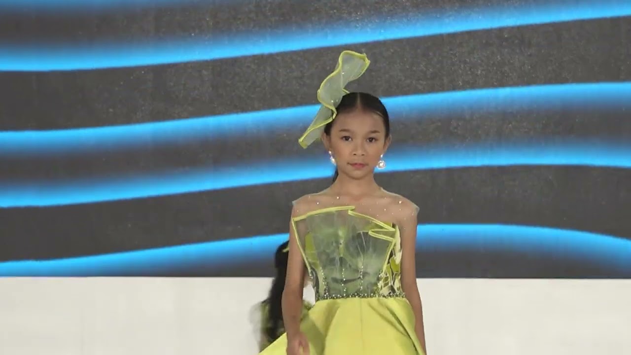 Show Winda Stinee X Sheina Batik in Jogja Fashion Parade 2025 (JFP25)