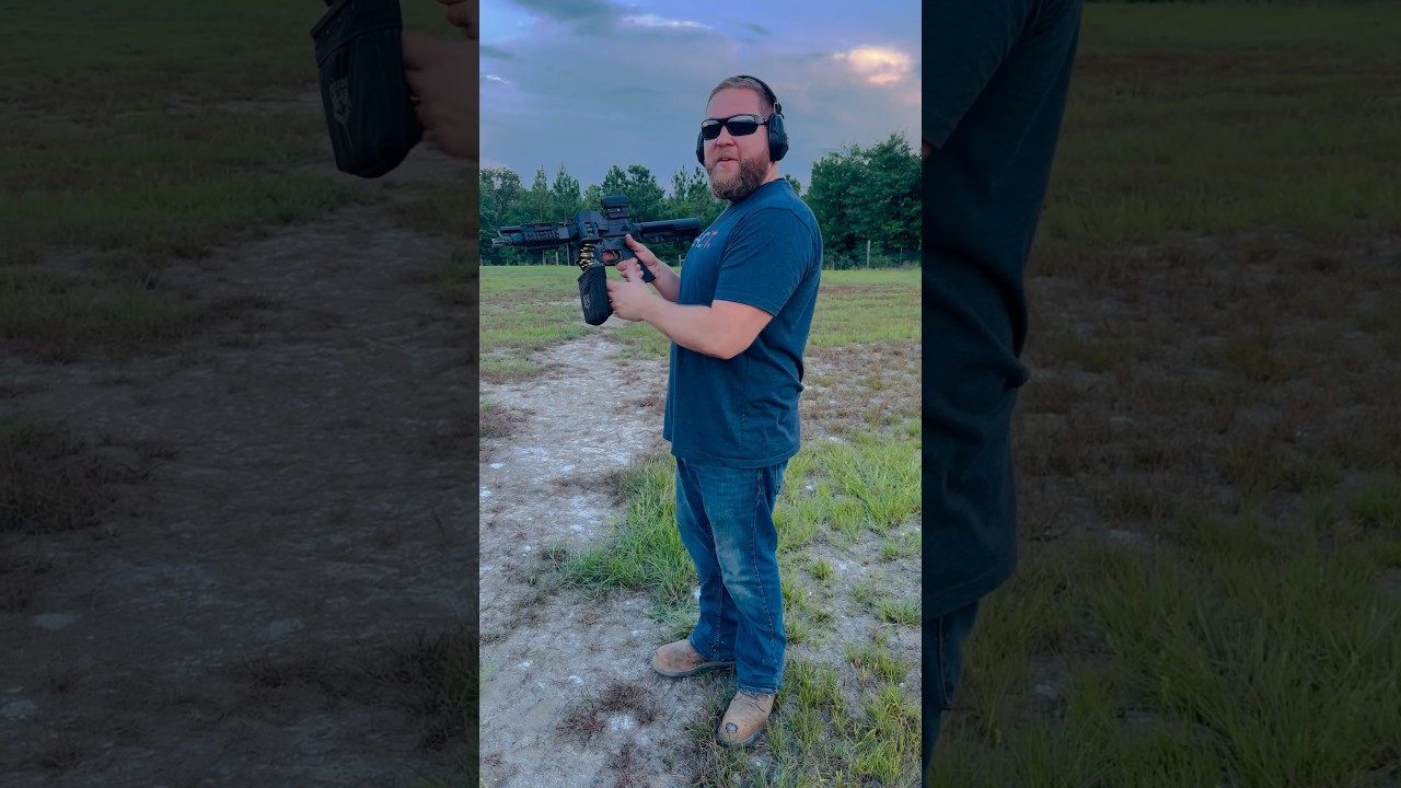 Happy Independence Day!! 150 rounds in the belt fed FM-9