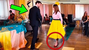 Hij dumpt haar om één been. Een minuut later gebeurt er een wonder!