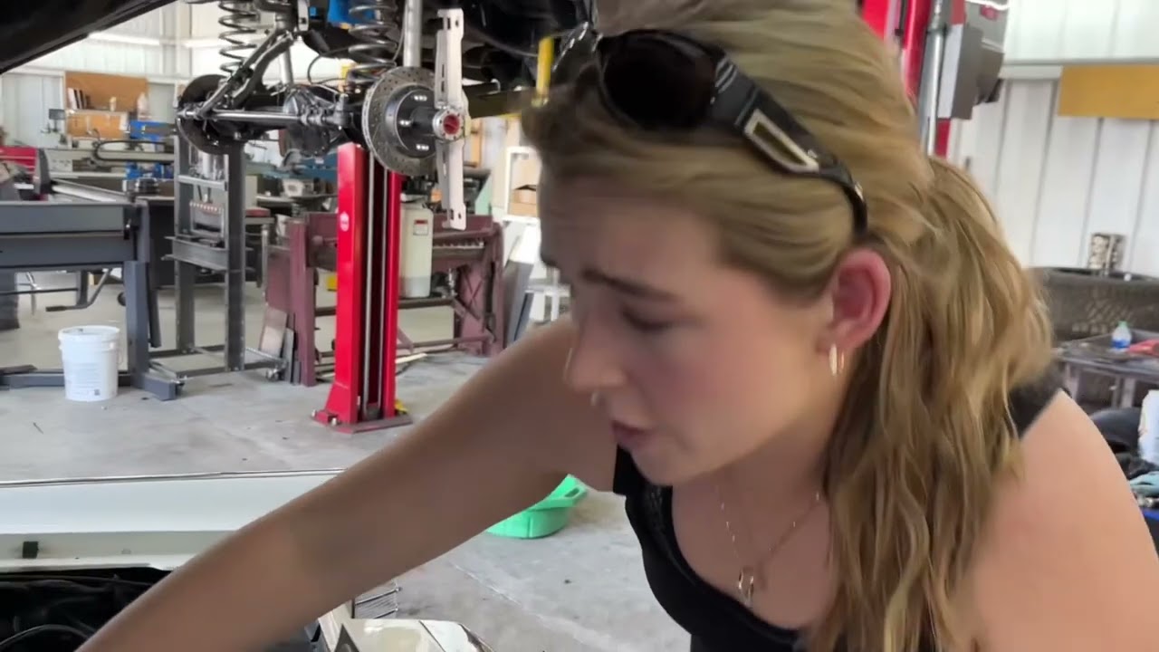 Tuning a Motorcraft 4350 On a 1978 Lincoln Continental Mark V￼