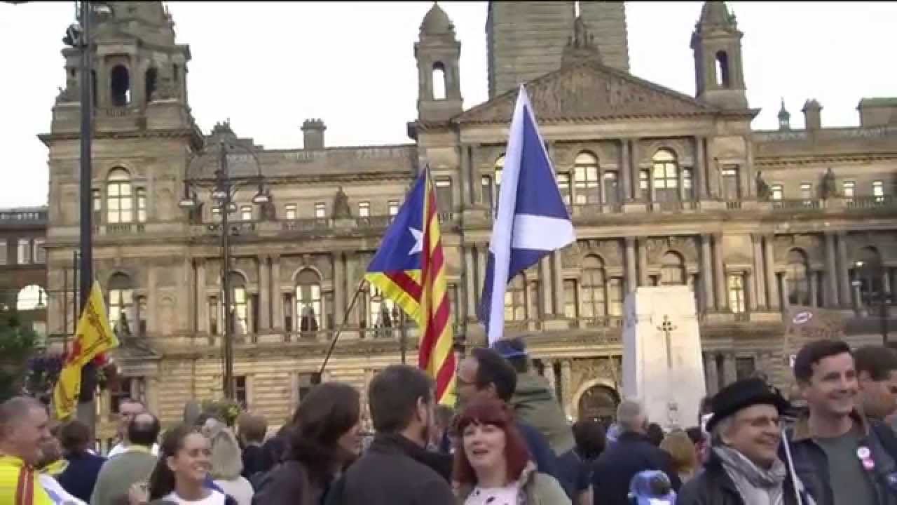 Scottish Independence Rally in George Square, Glasgow - YouTube